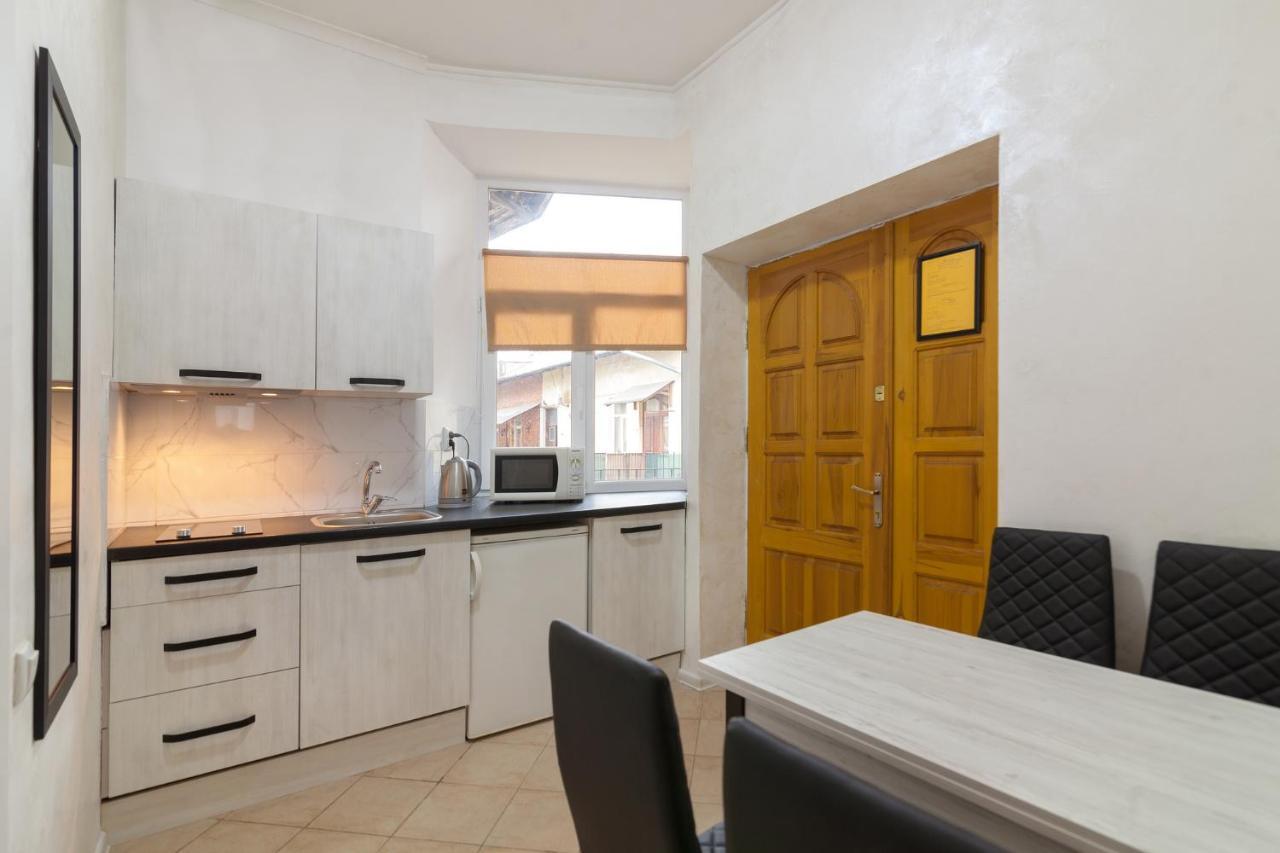 Leogrand Apartments Panteleimona Kulisha 27 Liov Exterior foto